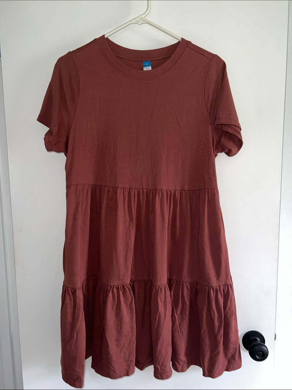 Short-Sleeve Tiered Dress - Rootbeer Color